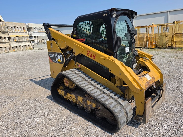 2016-caterpillar-289d-image-8