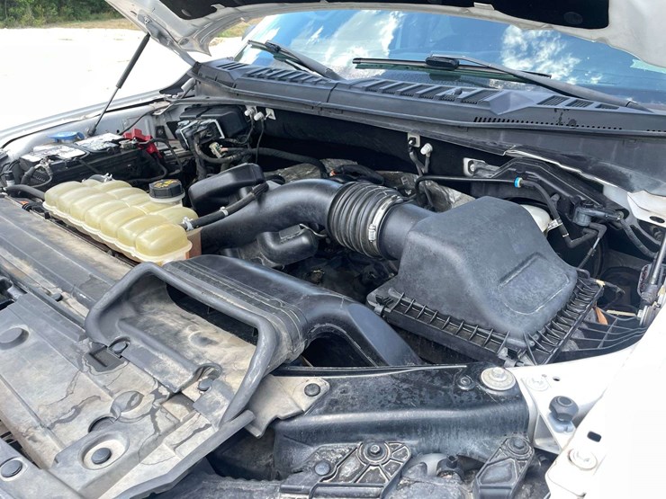 2019-ford-f150-xlt-image-7