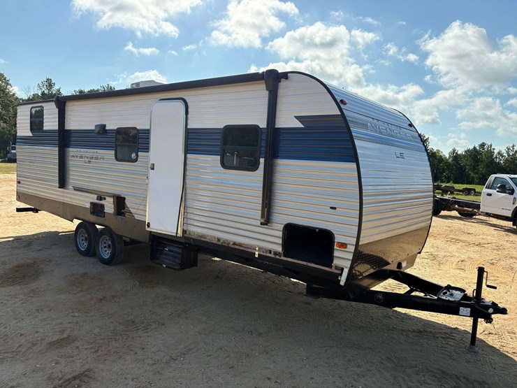 2022-forrest-river-"primetime-avenger-le"-bumper-pull-travel-trailer-image-4