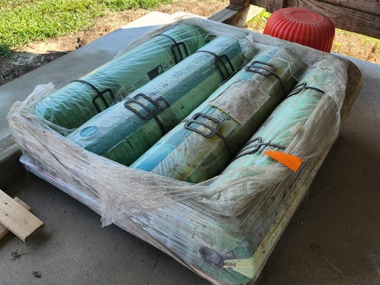 #2814a-•-(4)-rolls-of-john-deere-edge-to-edge-baler-net-wrap-image-1