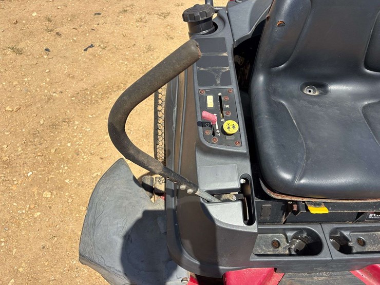 craftsman-zt-42"-zero-turn-mower-image-8