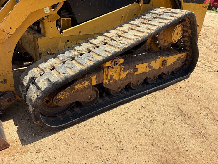 2019-caterpillar-299d2-image-18