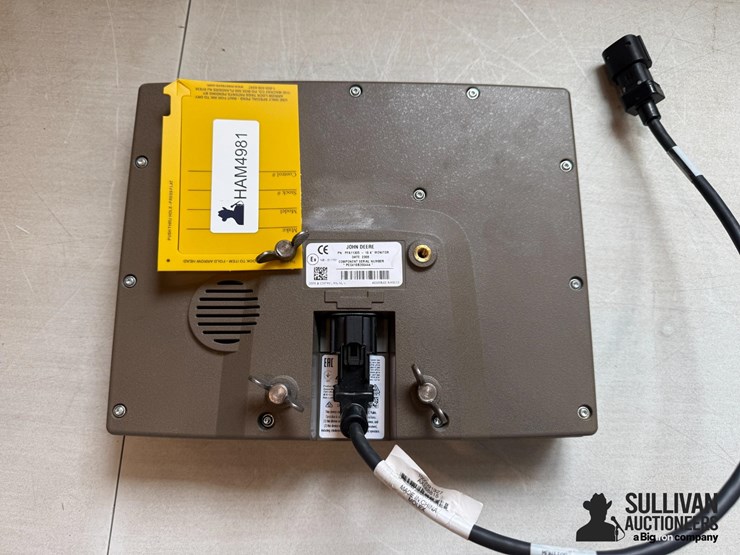 john-deere-10-image-2