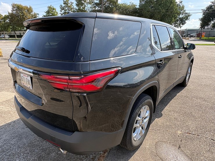 2022-chevrolet-traverse-image-7