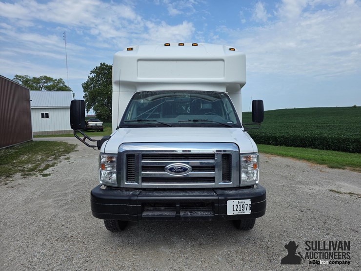 2014-ford-f350-image-2