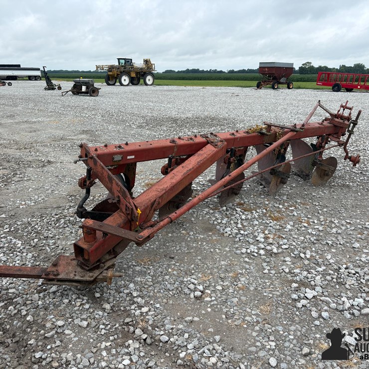 CASE IH 710
