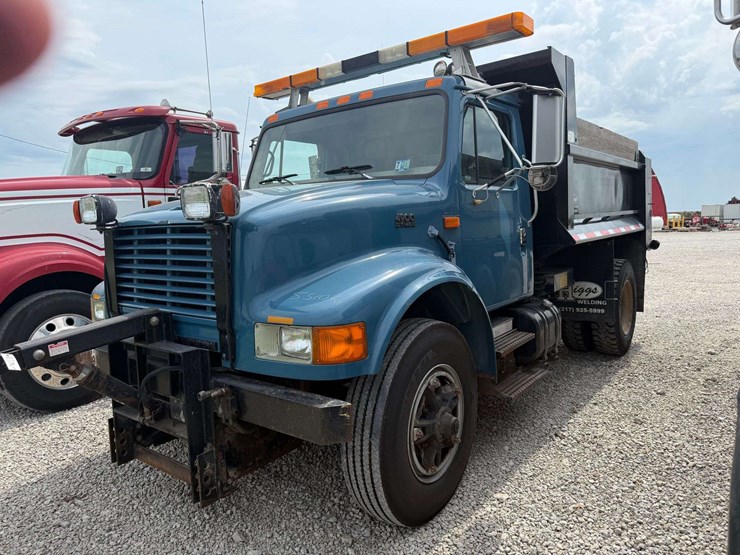 1996-international-4900-image-1