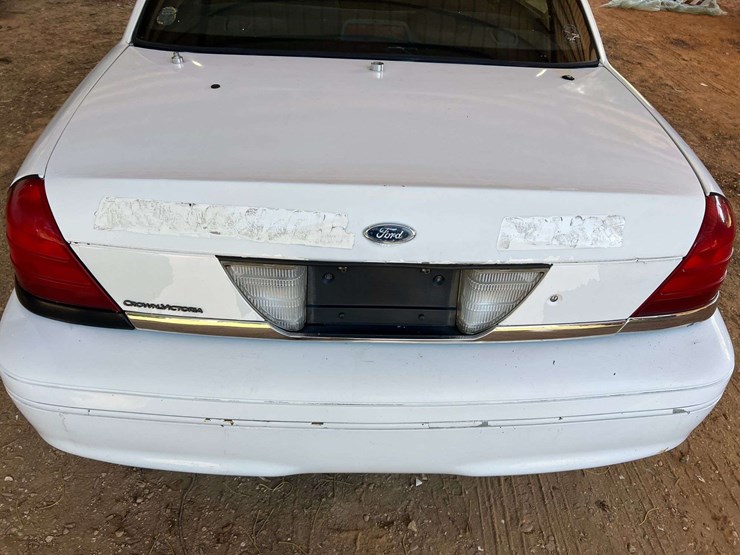2004-ford-crown-vic-(211,135-miles)-image-15