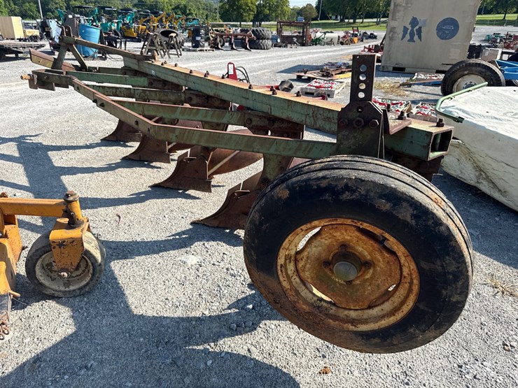 john-deere-5-image-5