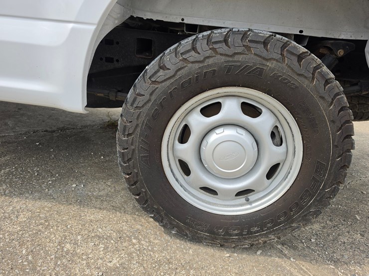 2020-ford-f150-image-55