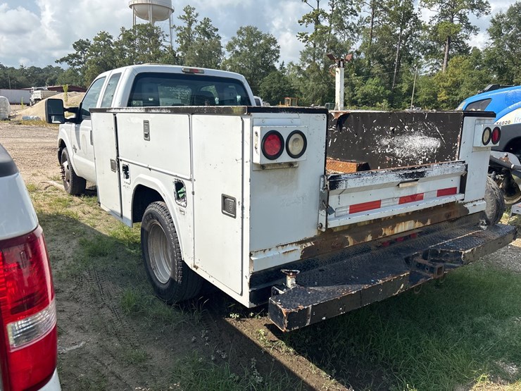 2014-ford-f350-image-6