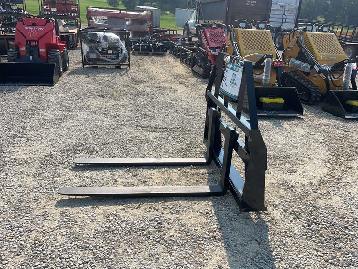mower-king-skid-steer-forks-48-inch-image-4