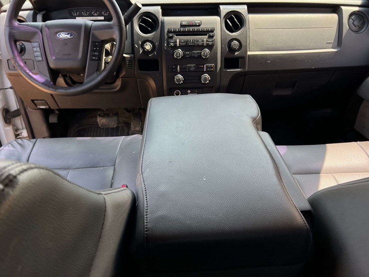 2011-ford-f150-image-40