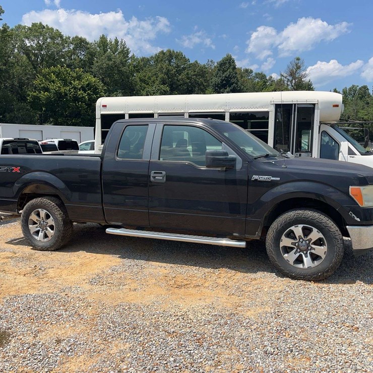 2011 FORD F150