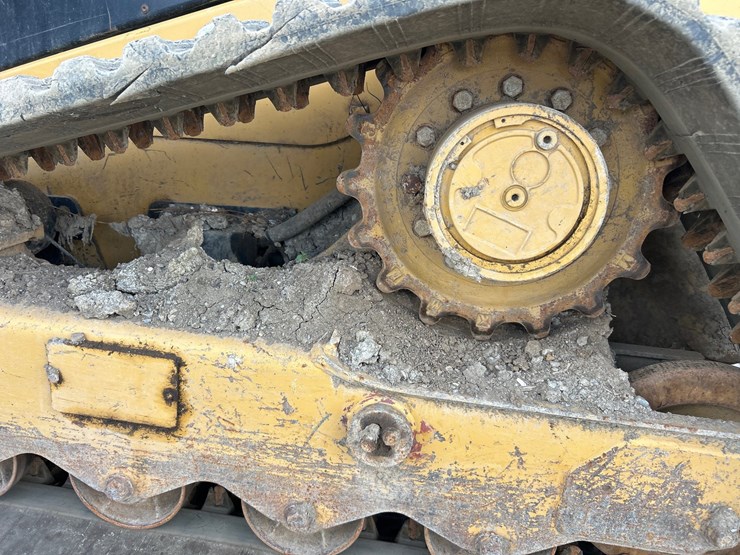 caterpillar-279c-image-11