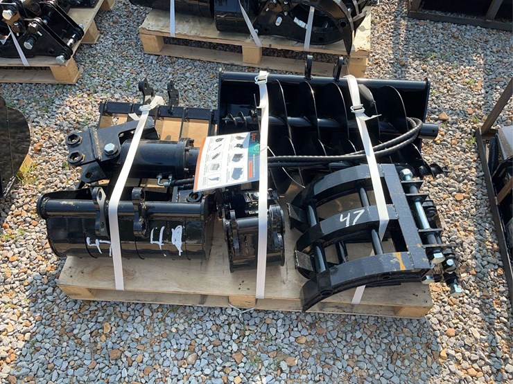 (9)-agt-mini-excavator-attachments-image-4