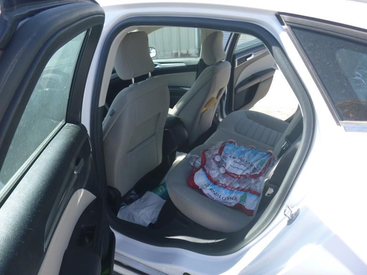 2018-ford-fusion-sedan-image-7