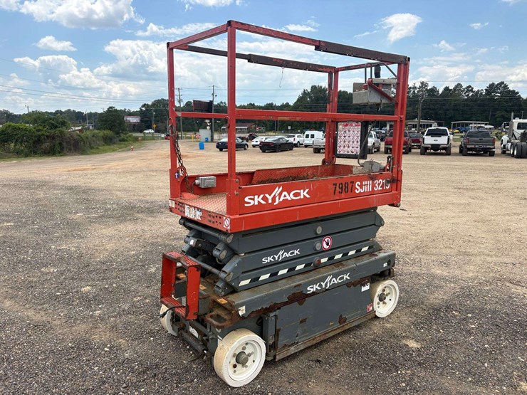2017-skyjack-sjiii3219-image-3