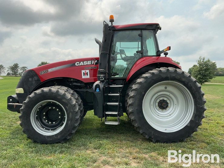 2018-case-ih-magnum-250-image-8