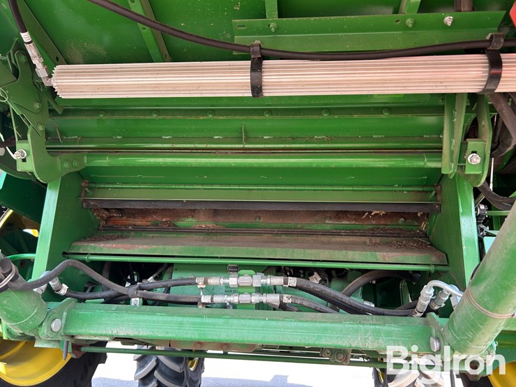 2024-john-deere-s780-image-16