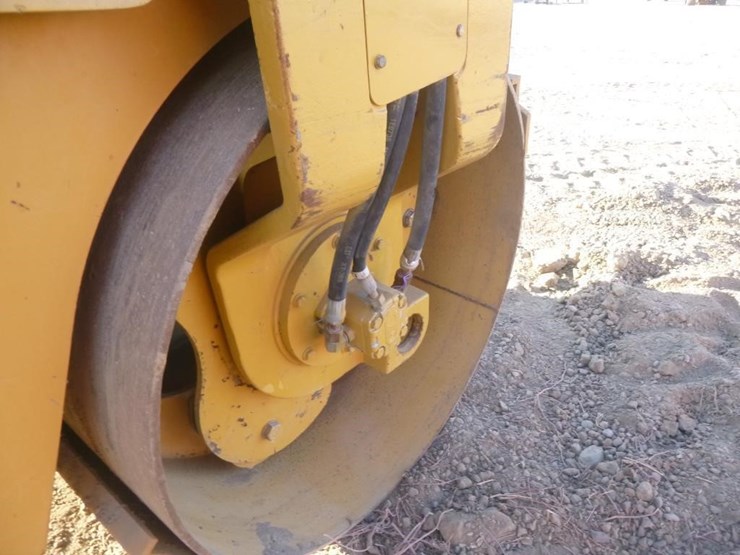 2008-caterpillar-cb34-image-18