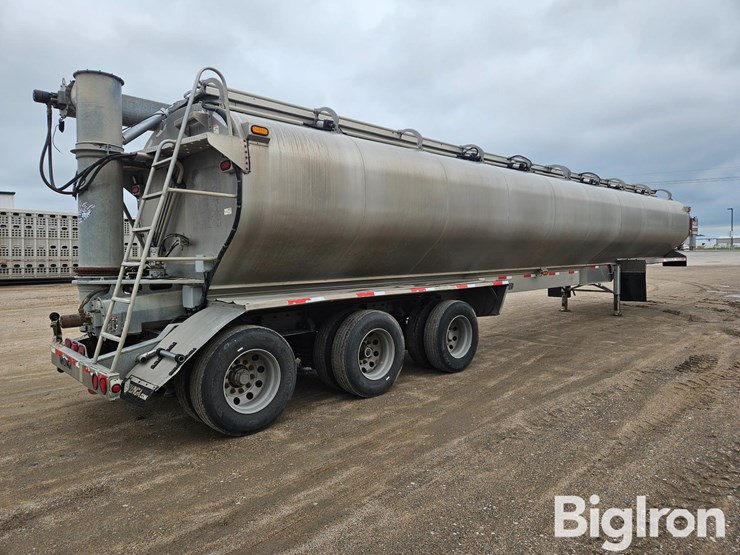 2014-walinga-hat-47-44102-tri/a-bulk-aluminum-feed-trailer-image-5