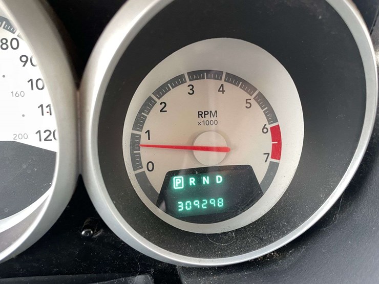 2009-dodge-caravan-image-26