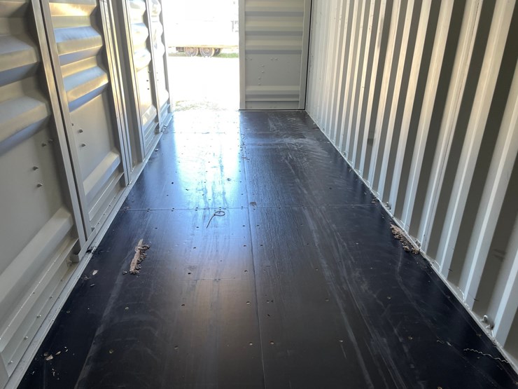 #400-•-single-use-40'-high-cube-shipping-container-image-22