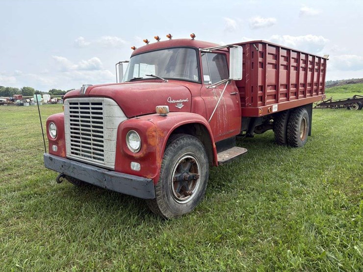 1968-international-loadstar-image-1