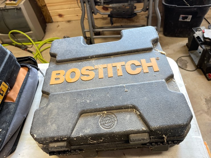 #10137-•-bostitch-pneumatic-brad-nailer-image-5