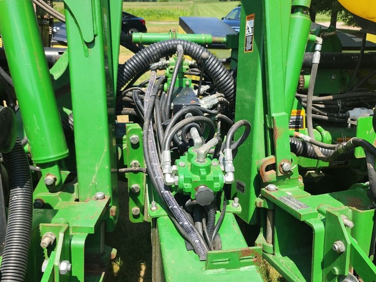 john-deere-1760-image-19