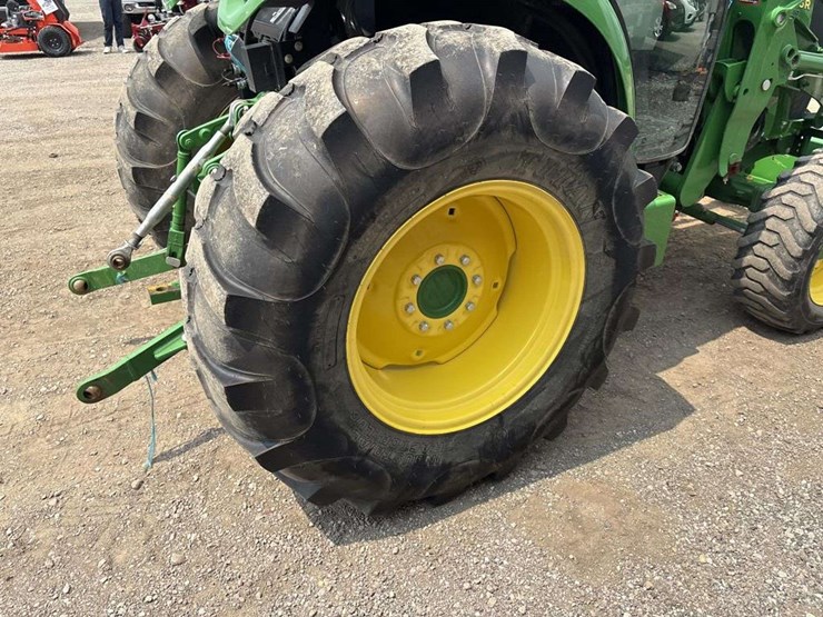 john-deere-4066r-image-8