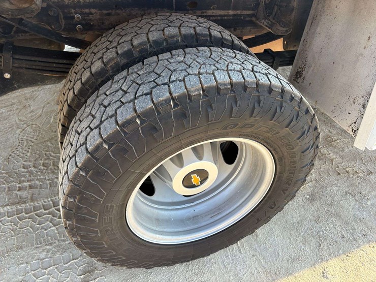 2021-chevrolet-silverado-3500-image-9