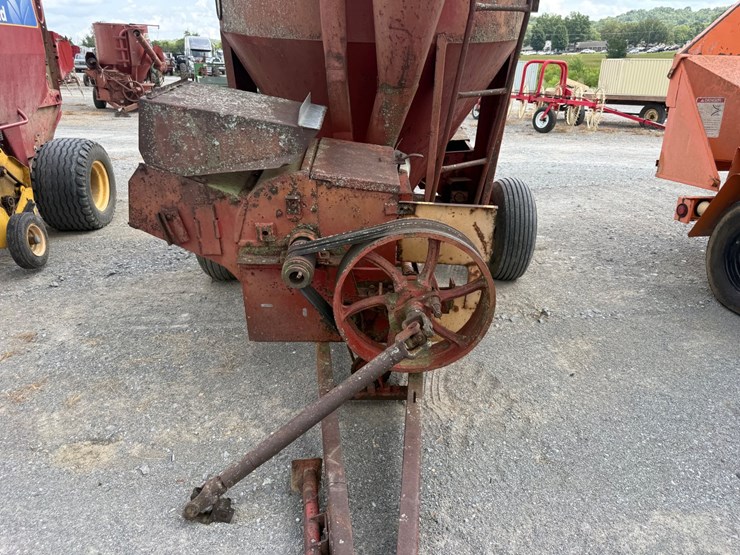 massey-ferguson-15-image-2