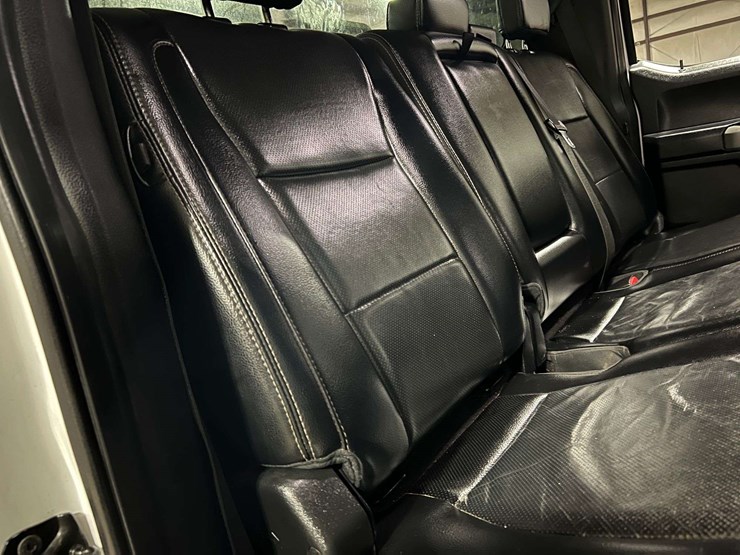 2017-ford-f250-lariat-image-33