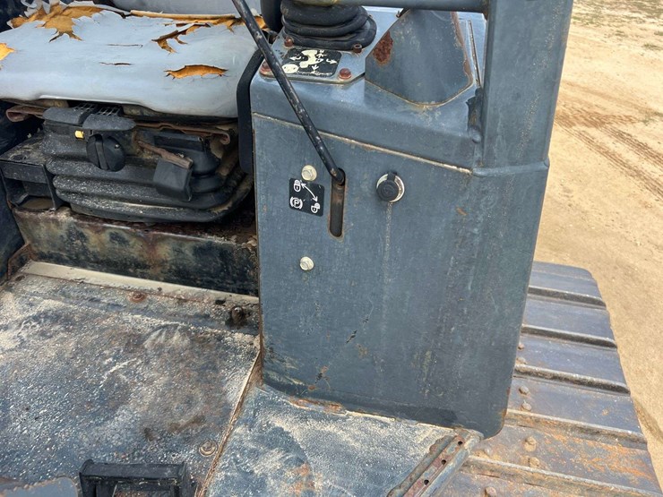 2007-deere-650j-lgp-image-33