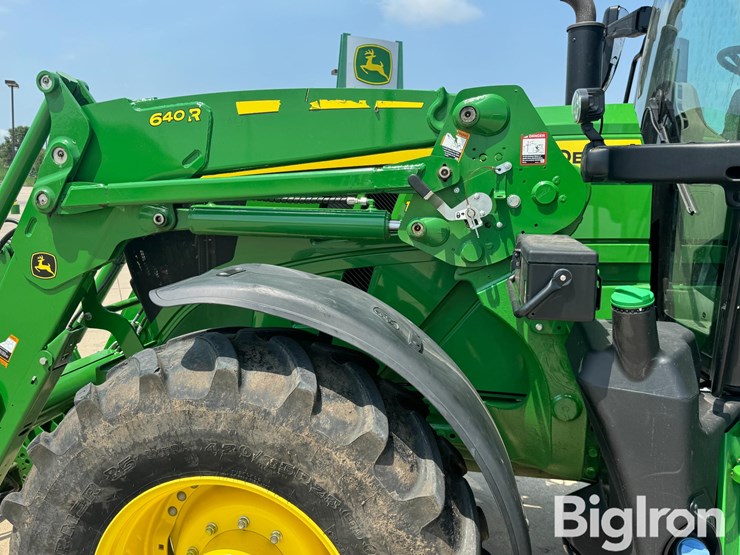 2023-john-deere-6r-155-image-16