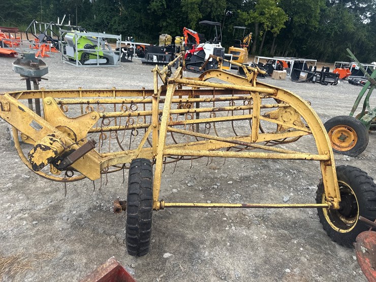 new-holland-55-image-5