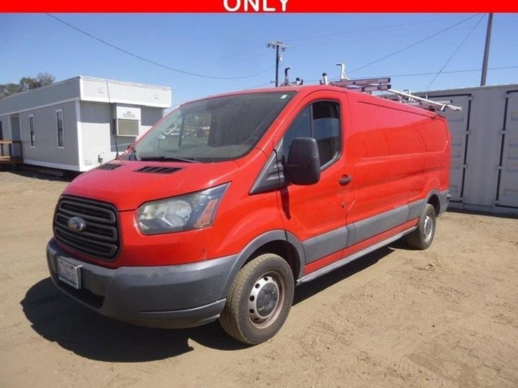 2016-ford-transit-image-1