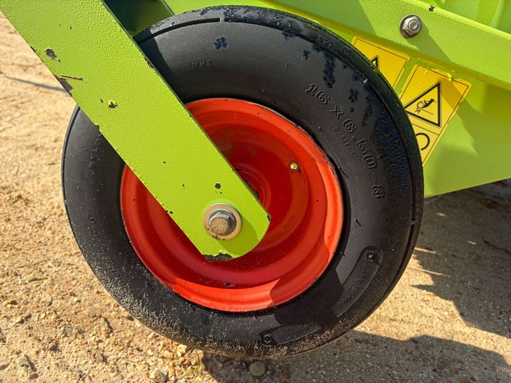 claas-variant-280-image-10