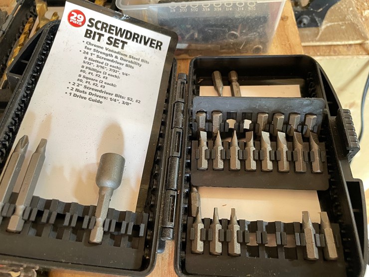 #10155-•-(5)-cases-of-drill-bits-image-5