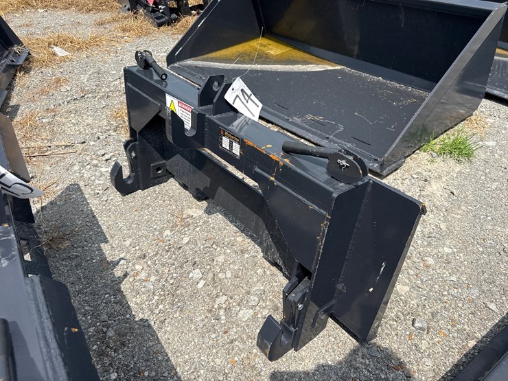 #74-•-skid-steer-to-3pt-quick-hitch-image-1