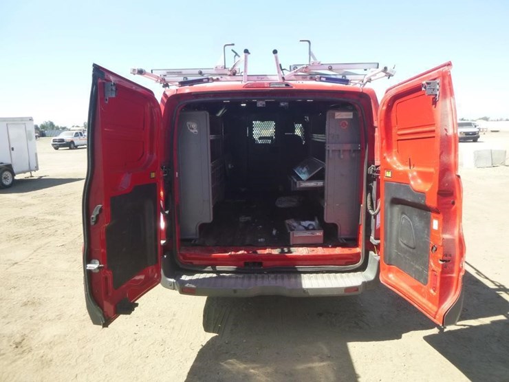 2016-ford-transit-image-23