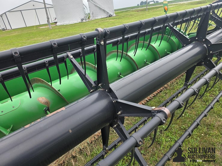 2010-john-deere-635f-image-12