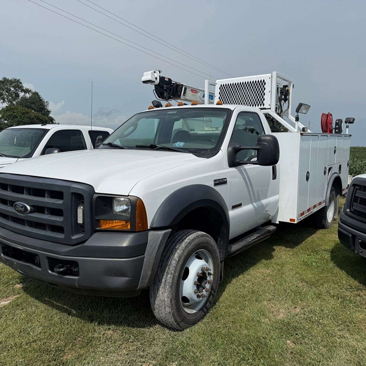 2007 FORD F550