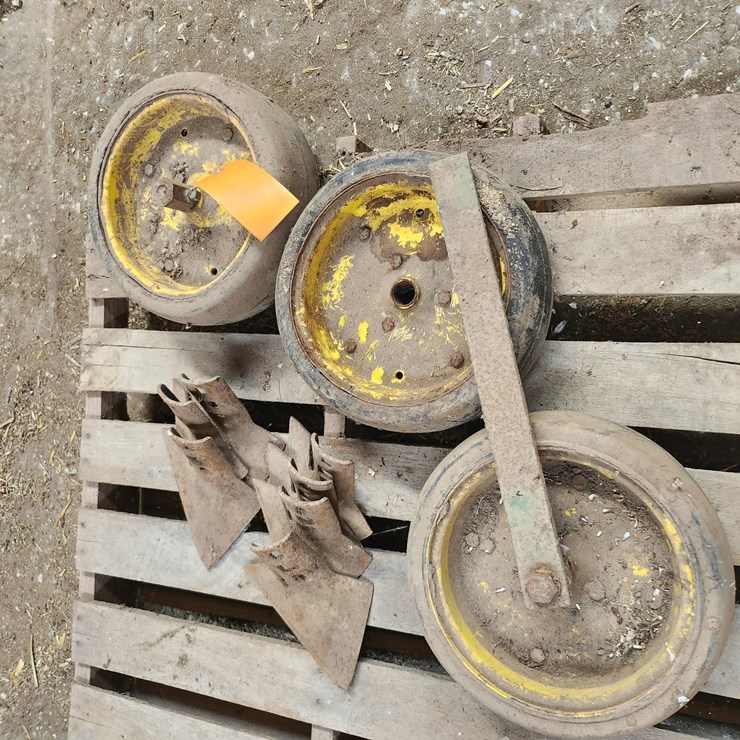 #2818 • (3) Gauge Wheels and (4) Cultivator Sweeps