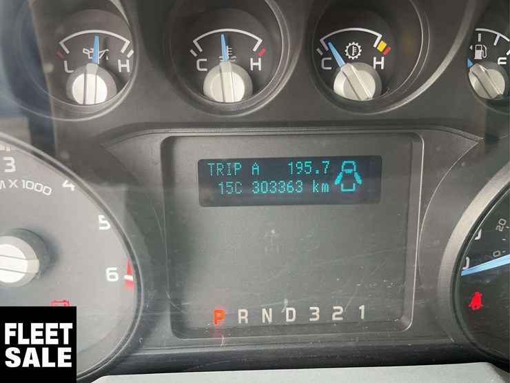 2012-ford-f550-image-25
