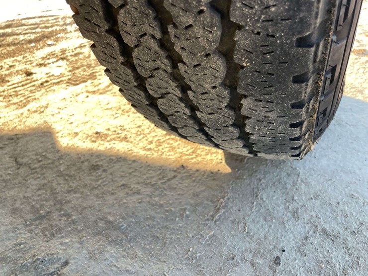 2021-chevrolet-silverado-3500-image-23