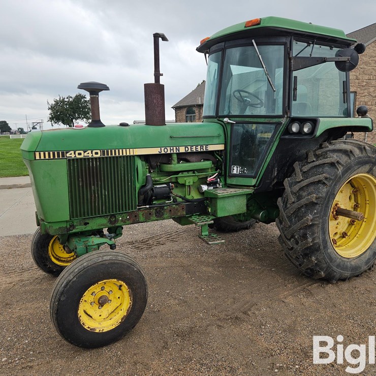 1981 JOHN DEERE 4040