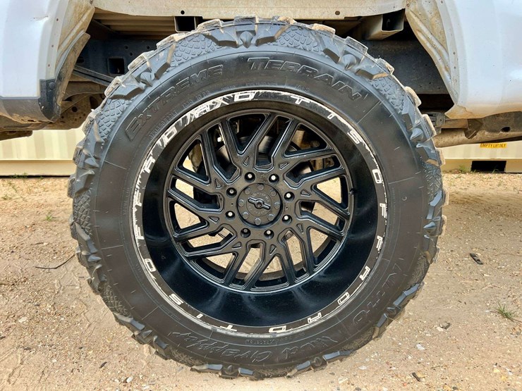 2017-ford-f250-lariat-image-15